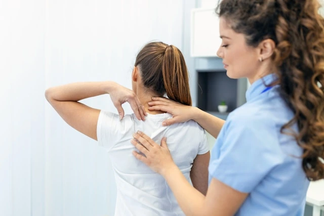 chiropractor session