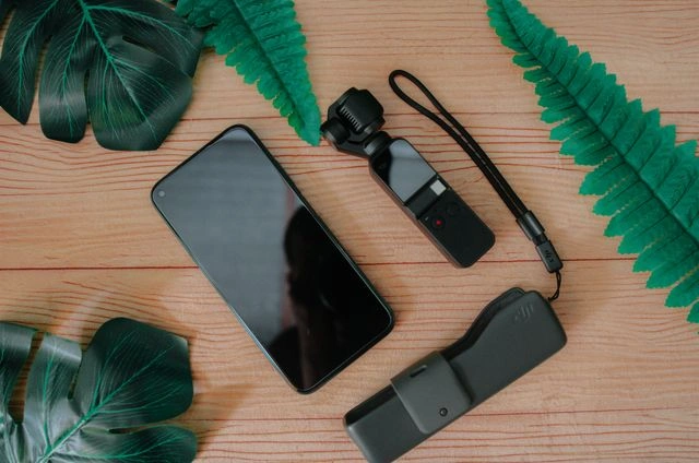 Smartphone and gimbal camera tools for video creation