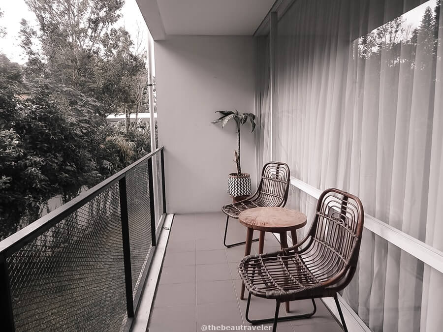 The balcony at the large room.