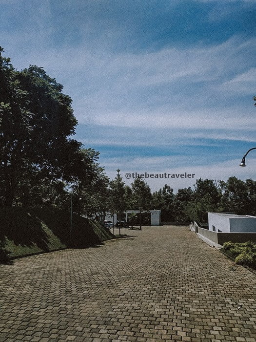 Parking area at Blackbird Hotel, Bandung.