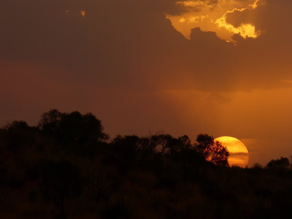 Uluru at night. 