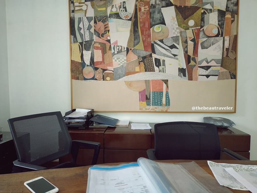 The receptionist desk at Salse Bandung.