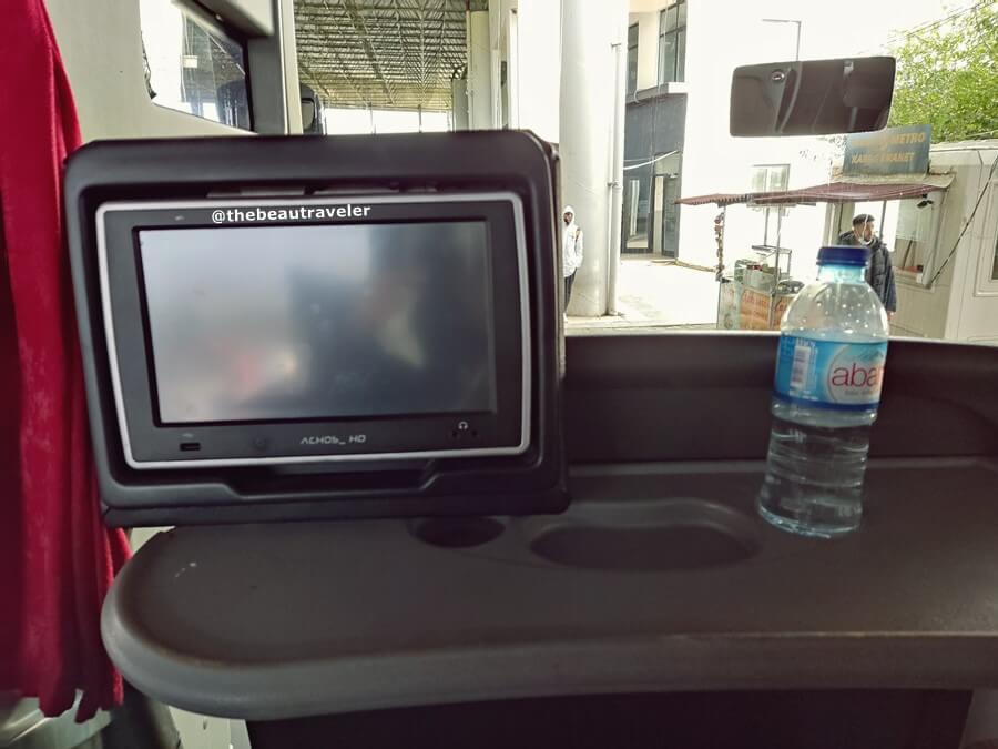 The entertainment monitor on Metro bus as I got the front seat on my way back to Izmir from Edirne.