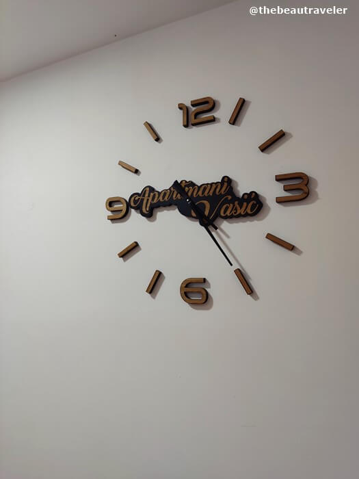 The clock at Apartmani Vasic, Banja Koviljaca.