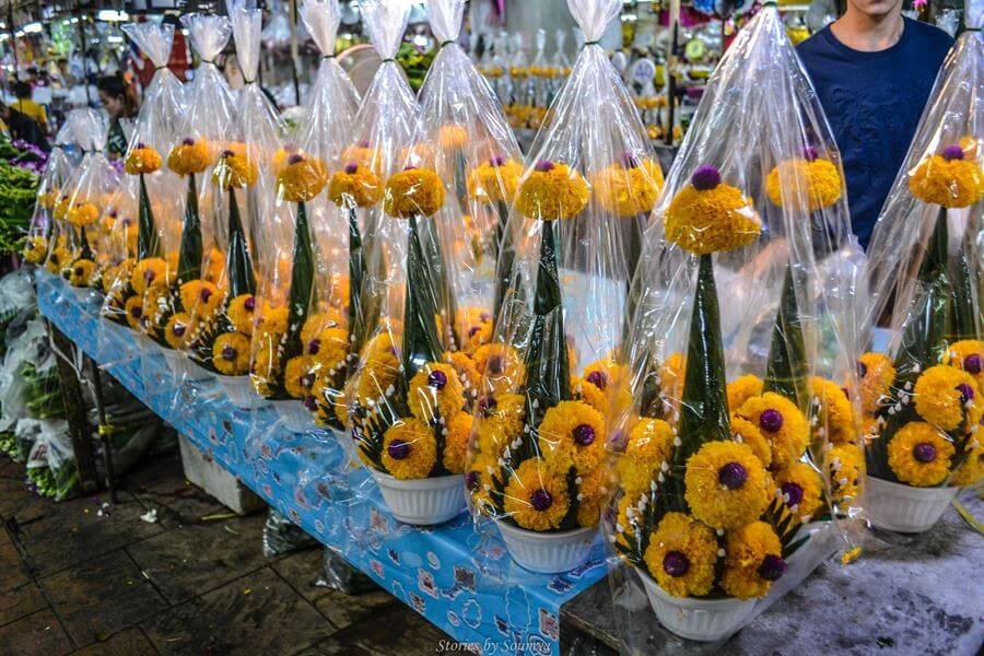 Yodpiman Flower Market in Bangkok, Thailand. 