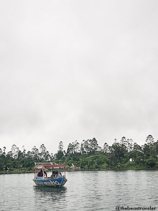 Rent a boat to cruise Situ Patenggang in Ciwidey, Bandung.