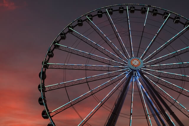 Smoky Mountains Ferris Wheel in Tennessee, USA. 