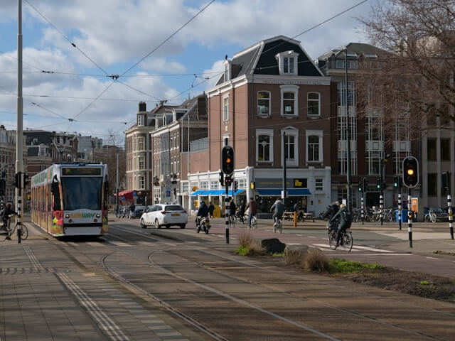 Everything That You Should Not Miss in Amsterdam: Hop on Hop Off Tour Amsterdam