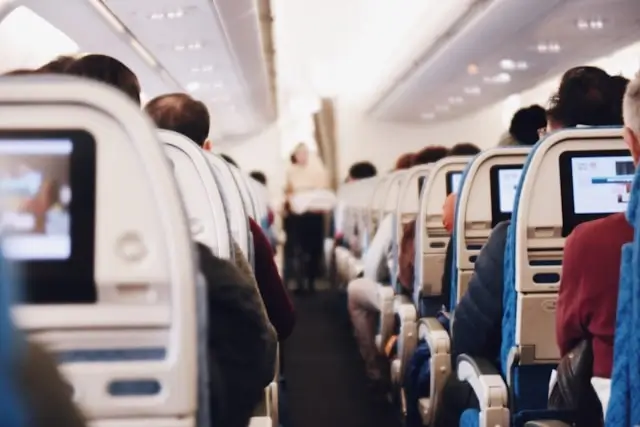 How to Stay Comfortable on a Long-Haul Flight: Must-Know Tips and Tricks 