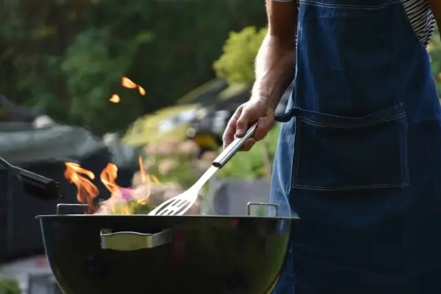 How to Clean Your Portable Charcoal Grill