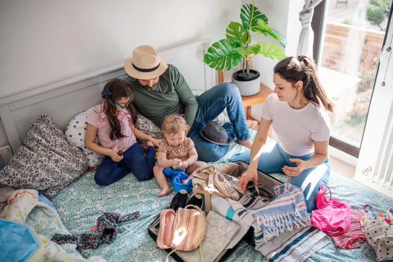 The Ultimate Guide to Traveling with Kids: Expert Tips and Tricks