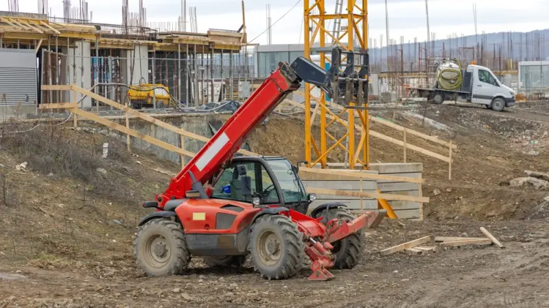 5 Essential Tips for Choosing the Right Types of Telehandlers