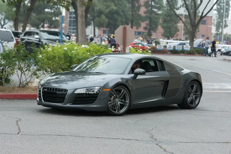 audi r8