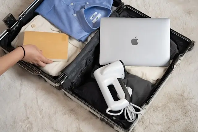 packing laptop for travel