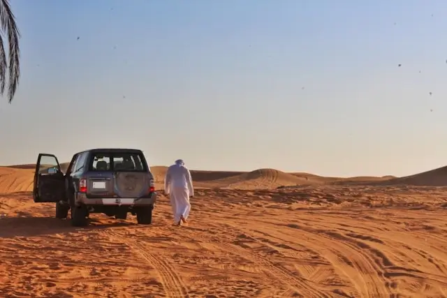 suv dubai desert