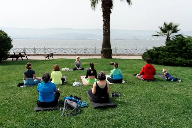 Outdoor Activities for Wellbeing: How Nature Supports Your Mind, Body, and Mood